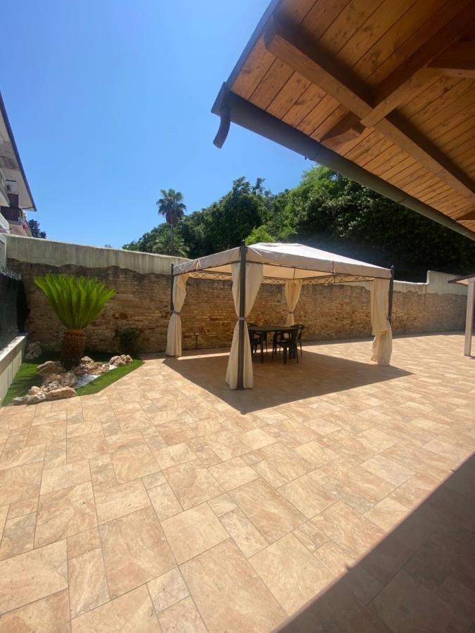 Caserma Guelfa - Casa Vacanza Chiarina San Benedetto del Tronto Exterior foto